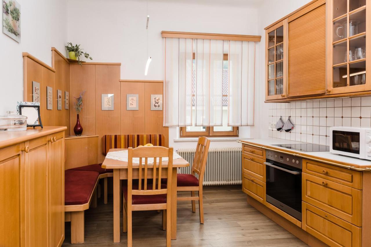 Central-Inn Werfen Buitenkant foto